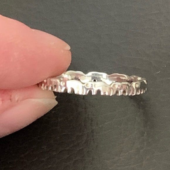 Elephant ring - Picture 4 of 4